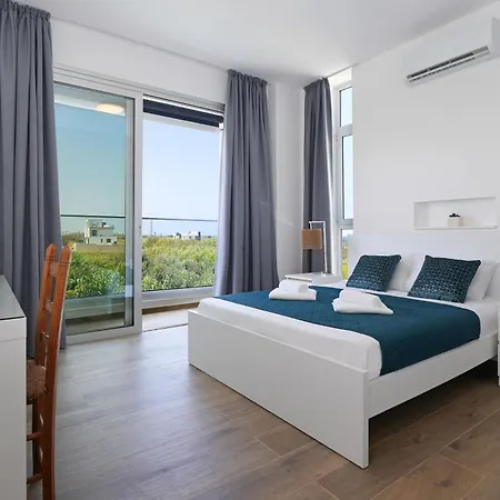 Maren - 250m From Golden Sandy Holiday home