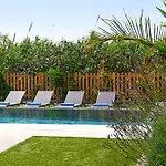 Maren - 250m From Golden Sandy Villa *