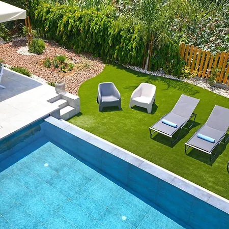 Maren - 250m From Golden Sandy Villa *