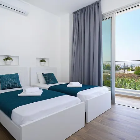 Villa Maren - 250m From Golden Sandy Paralimni