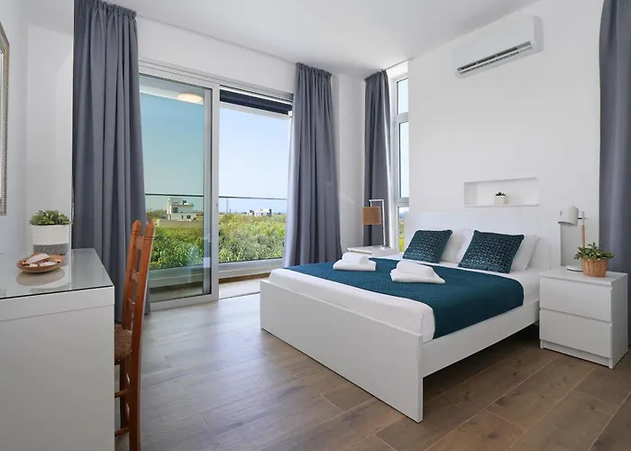 Maren - 250m From Golden Sandy Vila