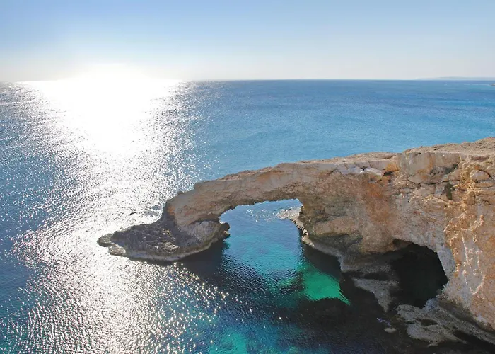 Maren - 250m From Golden Sandy Vila Paralimni