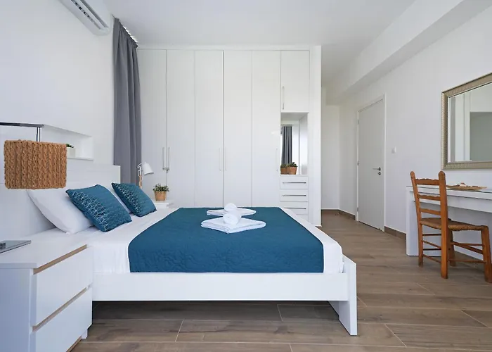 Vila Maren - 250m From Golden Sandy Paralimni